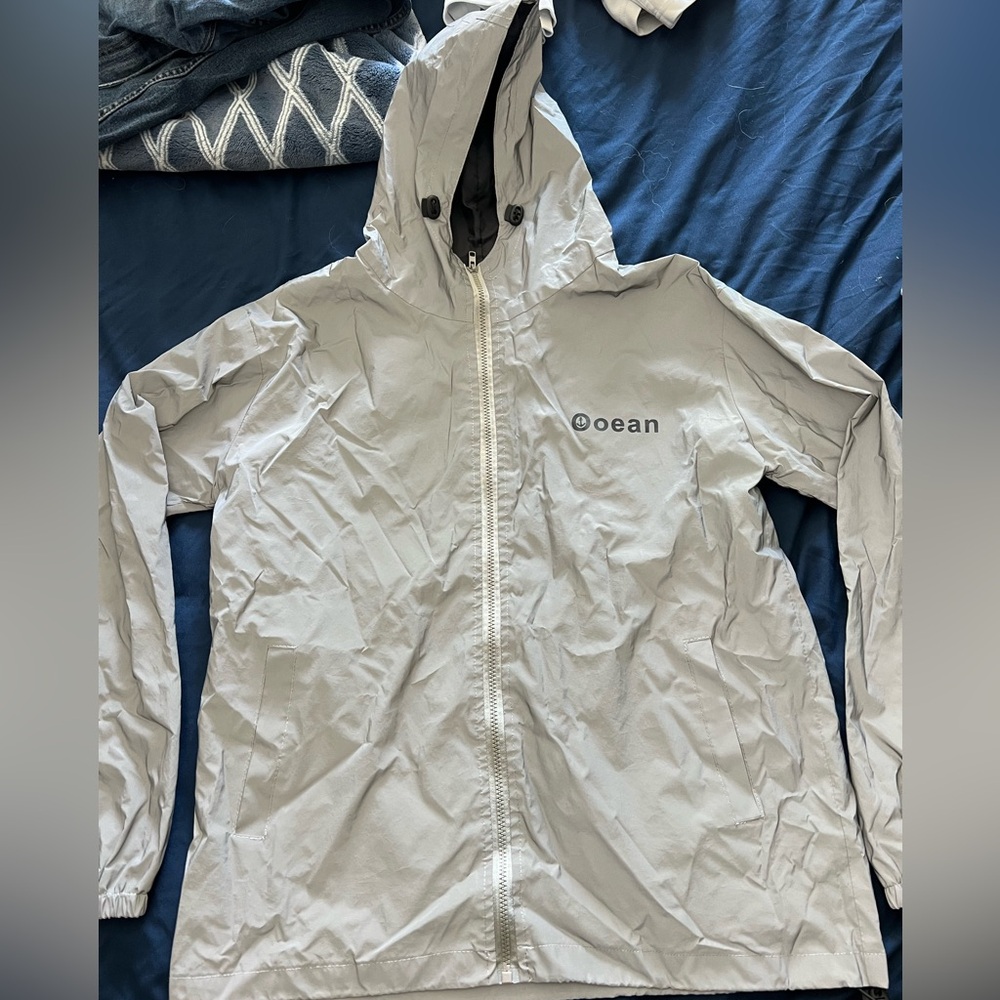 Zip up windbreaker